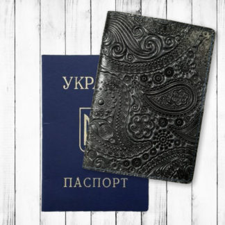 кожаная обложка на паспорт