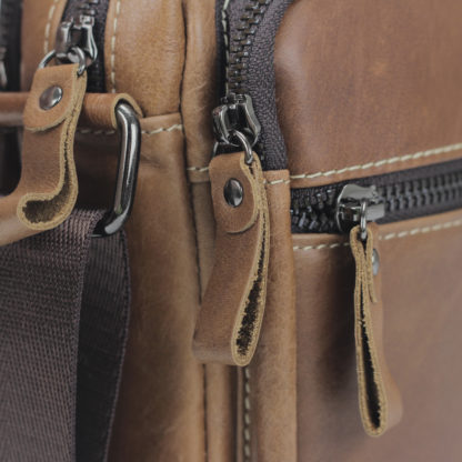 Горизонтальная мужская сумка через плечо (коричневая) Tiding Bag NM20-19702C